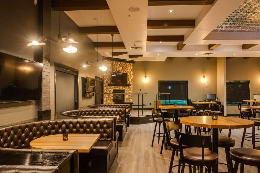 High Prairie Peavine Inn & Suites מסעדה תמונה