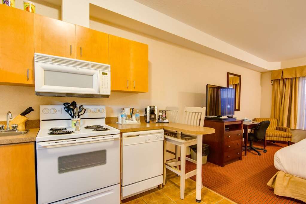 High Prairie Peavine Inn & Suites חדר תמונה