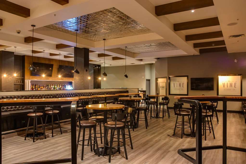 High Prairie Peavine Inn & Suites מסעדה תמונה