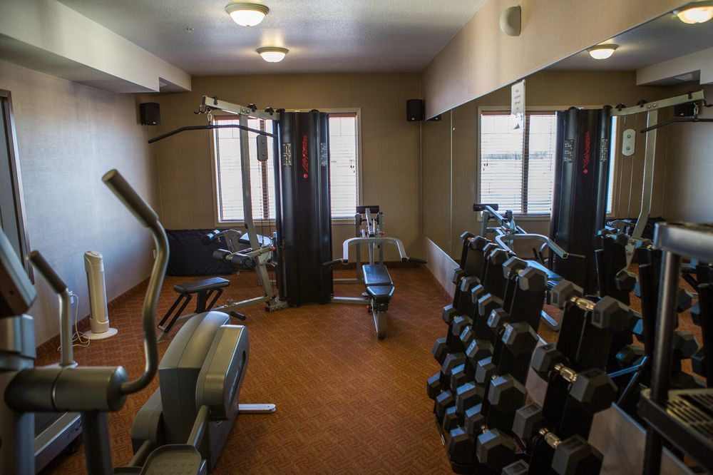 High Prairie Peavine Inn & Suites מראה חיצוני תמונה